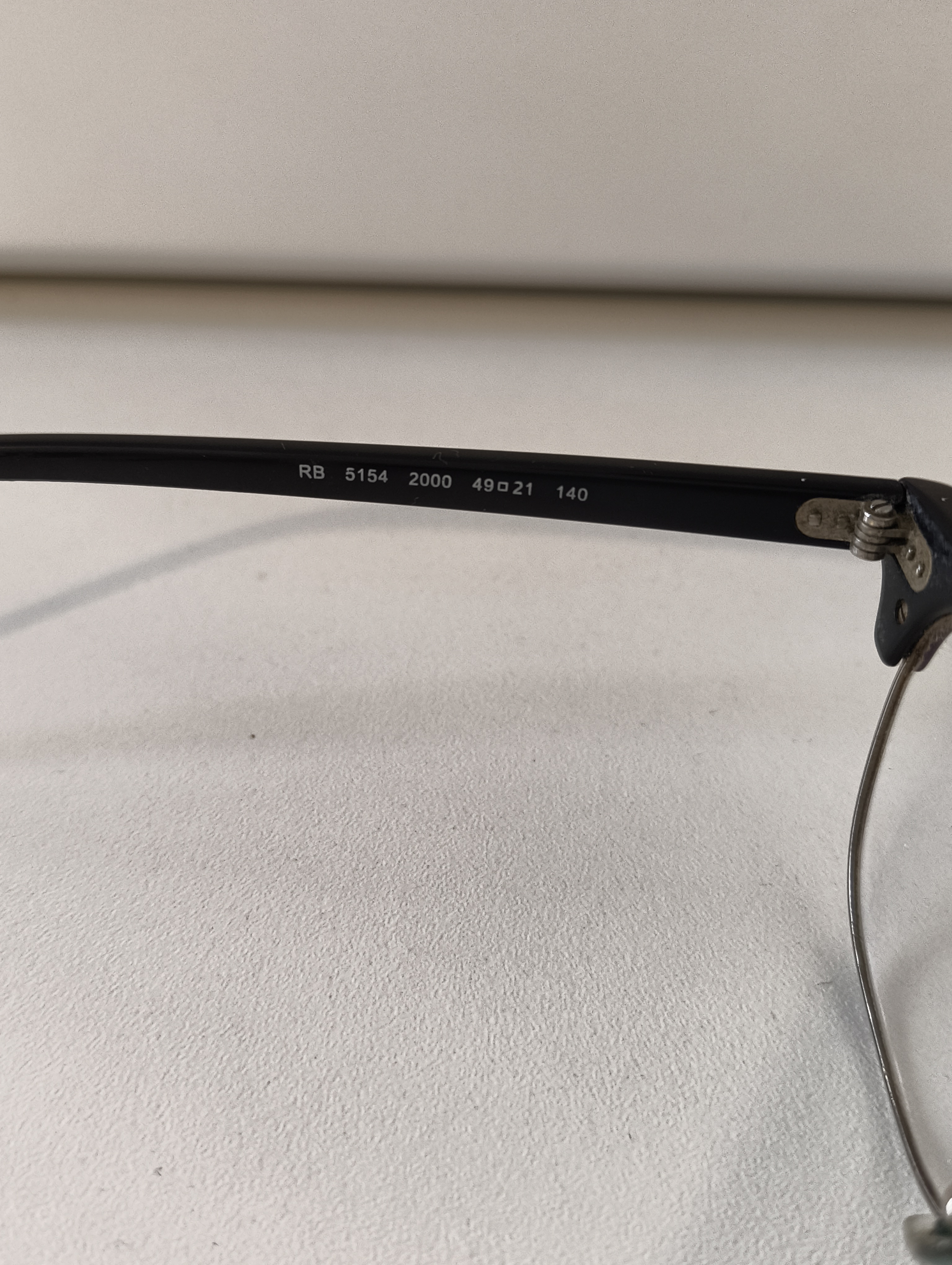 Diagram showing glasses frame stampings